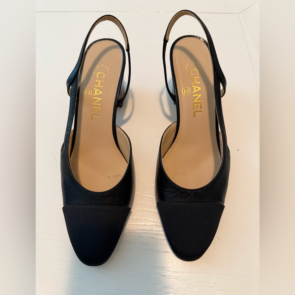 CHANEL Slingbacks Heels